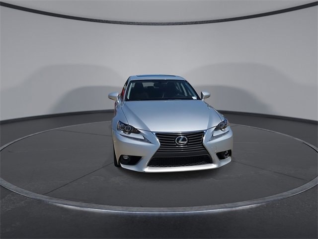 Thumbnail: 2016 Lexus IS - 7