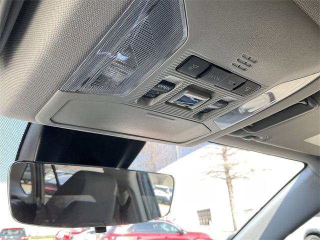 Thumbnail: 2025 Toyota RAV4 - 26