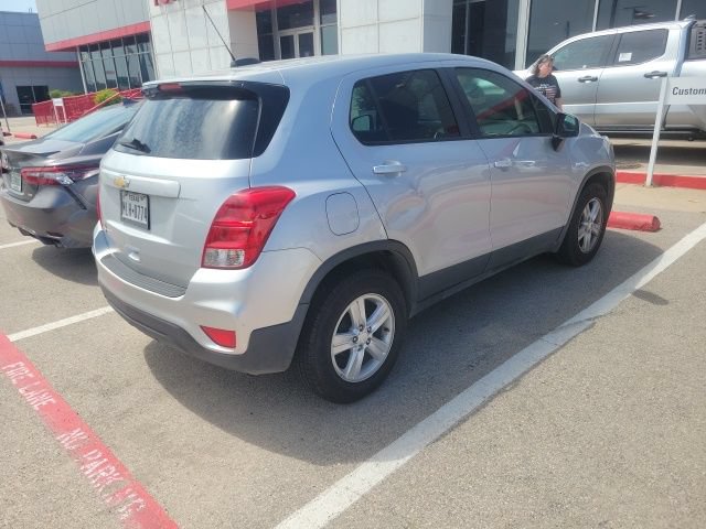 Thumbnail: 2019 Chevrolet Trax - 4