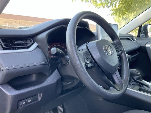 Thumbnail: 2024 Toyota RAV4 - 10