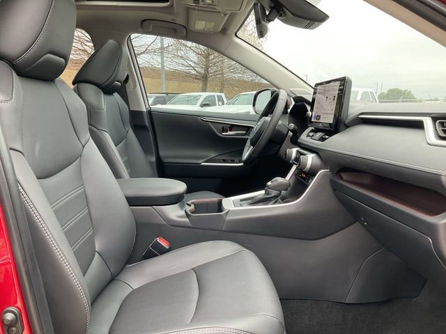 Thumbnail: 2025 Toyota RAV4 - 18