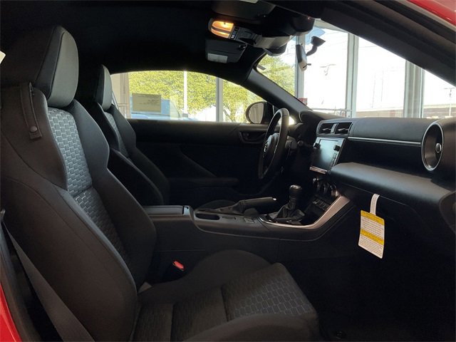 Thumbnail: 2025 Toyota GR86 - 10