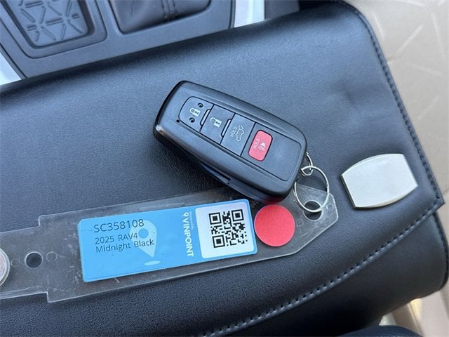 Thumbnail: 2025 Toyota RAV4 - 27