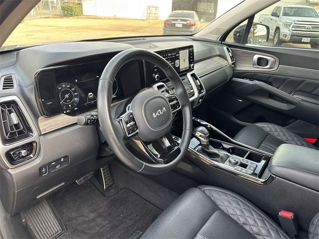 Thumbnail: 2022 Kia Sorento - 10