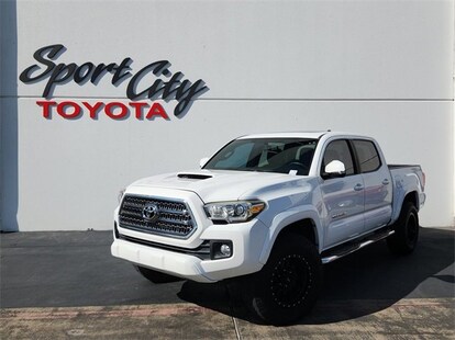 Grille Kit | TOYOTA TACOMA DOUBLE CAB TRD SPORT 2016 Grille Kit | TOYOTA TACOMA DOUBLE CAB TRD SPORT 2016