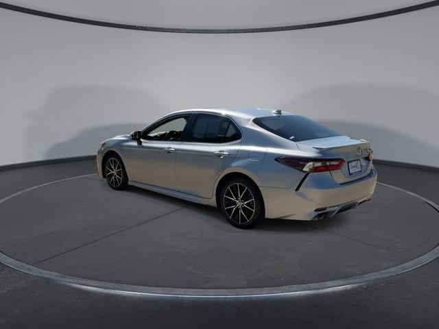 Thumbnail: 2024 Toyota Camry - 6