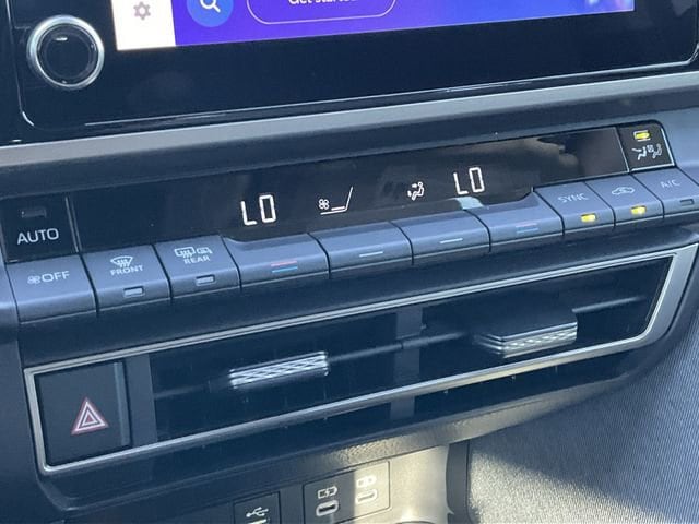 Thumbnail: 2026 Toyota Camry - 23