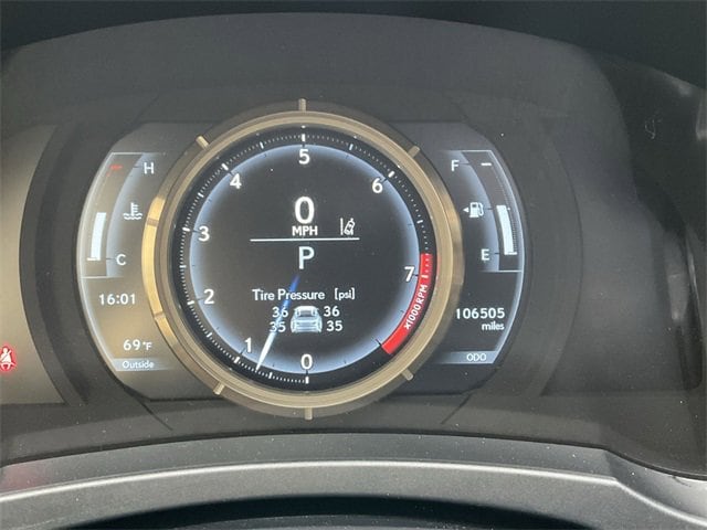 Thumbnail: 2018 Lexus RC - 26