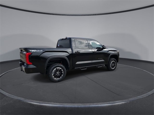 2025 Toyota Tundra SR5 CrewMax photo 4