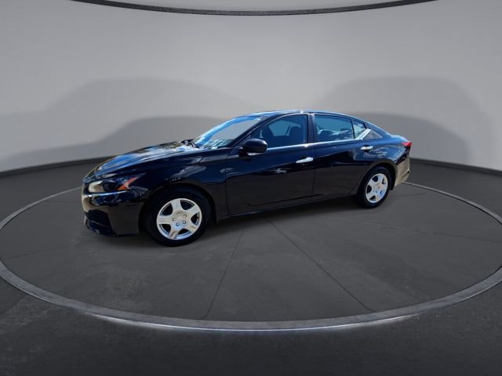 Used 2024 Nissan Altima 2.5 S Sedan