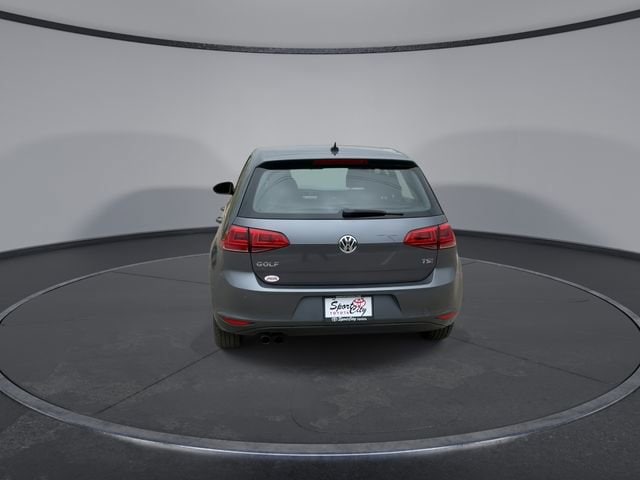 Thumbnail: 2016 Volkswagen Golf - 7