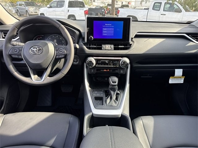 Thumbnail: 2025 Toyota RAV4 - 18