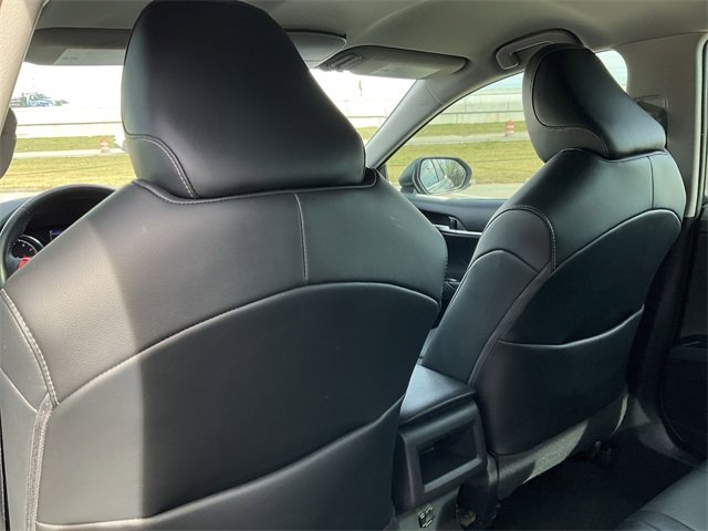 Thumbnail: 2020 Toyota Camry - 15