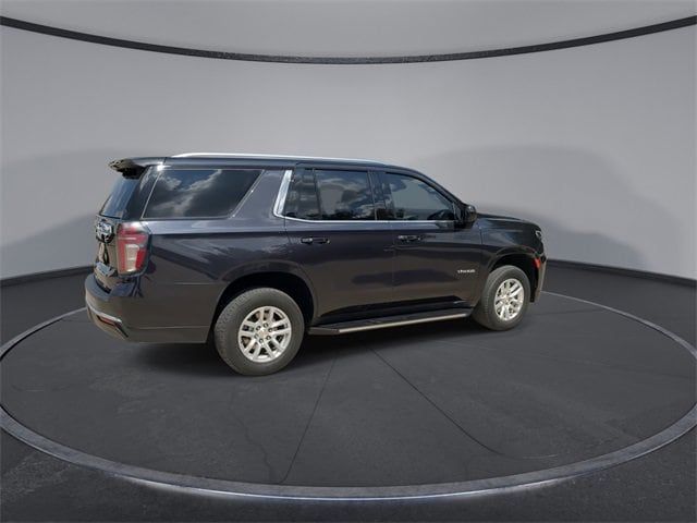 Thumbnail: 2022 Chevrolet Tahoe - 8