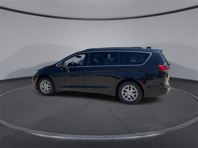 2022 Chrysler Pacifica Touring 6