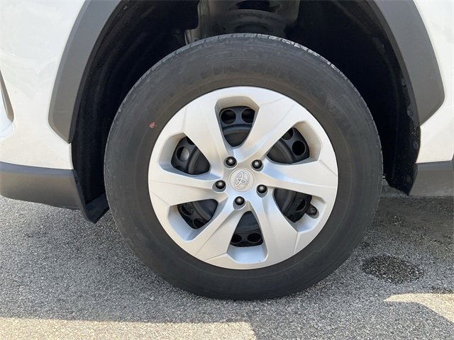 Thumbnail: 2024 Toyota RAV4 - 12