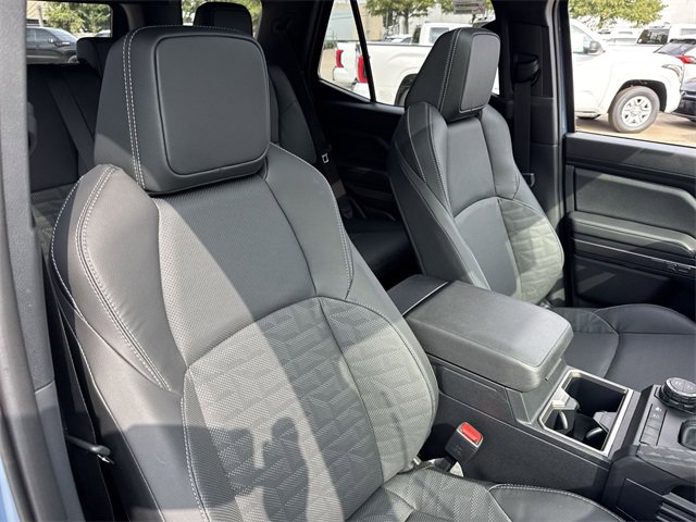 Thumbnail: 2025 Toyota 4Runner - 19