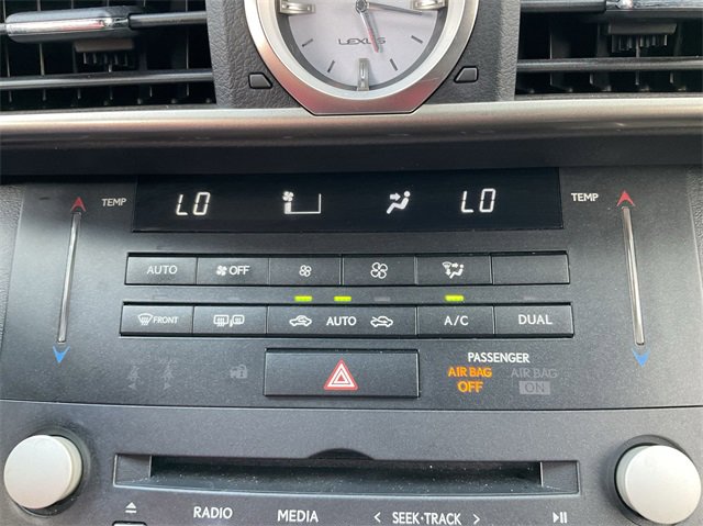 Thumbnail: 2018 Lexus RC - 23