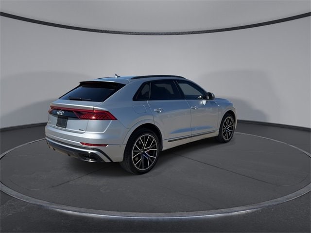 Thumbnail: 2023 Audi Q8 - 8