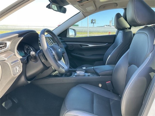 Thumbnail: 2023 INFINITI QX50 - 12