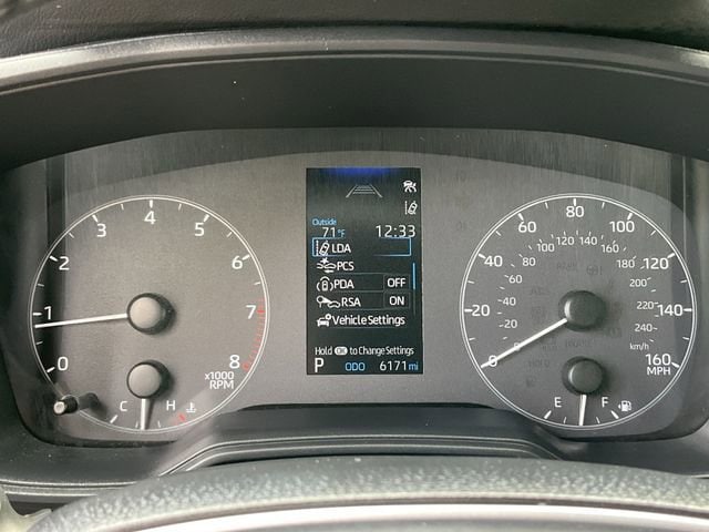 Thumbnail: 2023 Toyota Corolla - 27