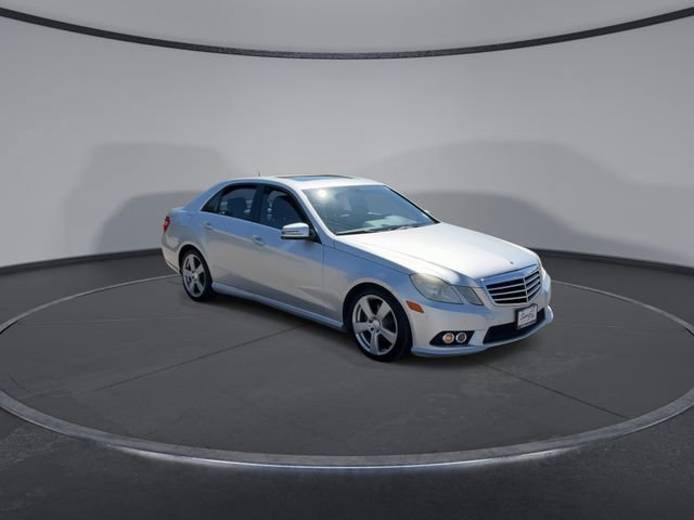 Thumbnail: 2010 Mercedes-Benz E-Class - 2
