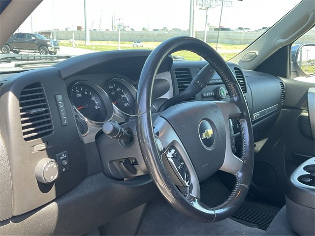 Thumbnail: 2011 Chevrolet Silverado 1500 - 10