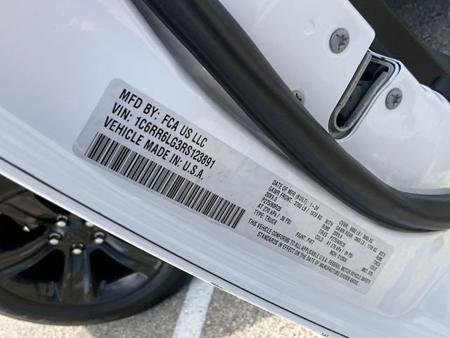 Thumbnail: 2024 RAM 1500 Classic - 29