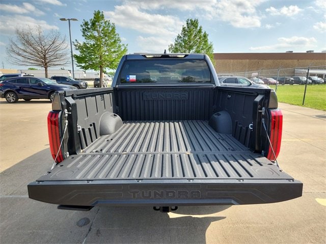 Thumbnail: 2024 Toyota Tundra - 17