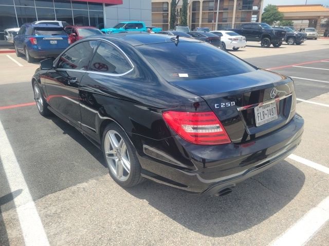 Thumbnail: 2012 Mercedes-Benz C-Class - 3
