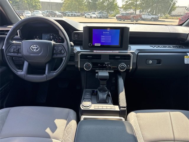 Thumbnail: 2025 Toyota Tacoma - 18