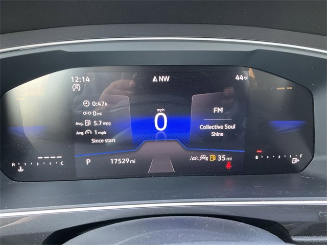 Thumbnail: 2024 Volkswagen Tiguan - 17