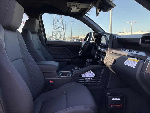 Thumbnail: 2025 Toyota Tacoma - 18