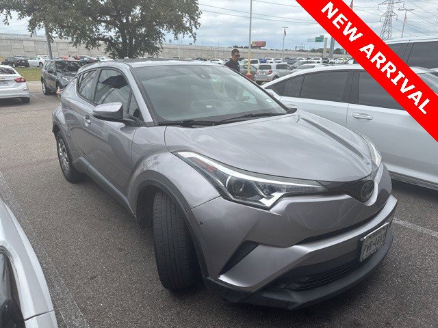 2019 Toyota C-HR LE -
                  Dallas, TX