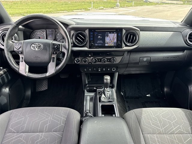 2018 Toyota Tacoma TRD Sport 17