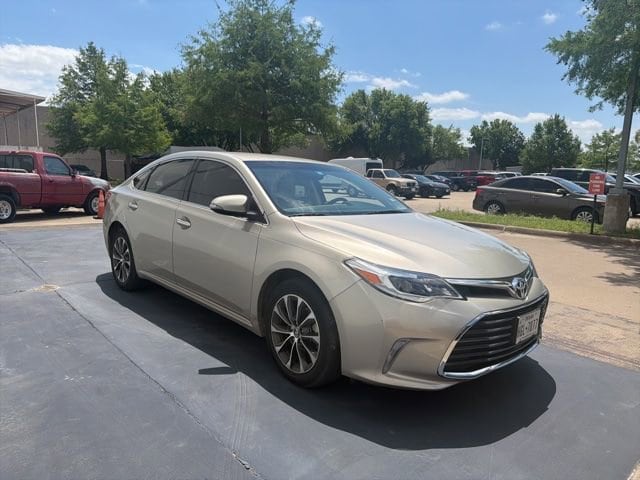 Thumbnail: 2016 Toyota Avalon - 2
