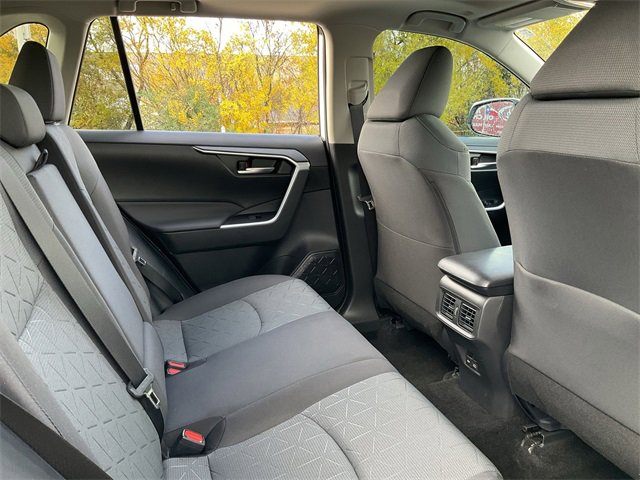 Thumbnail: 2025 Toyota RAV4 - 17