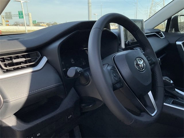 Thumbnail: 2025 Toyota RAV4 - 10