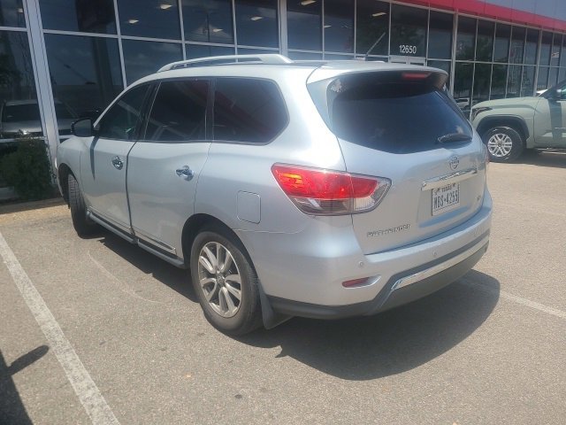 Thumbnail: 2014 Nissan Pathfinder - 10