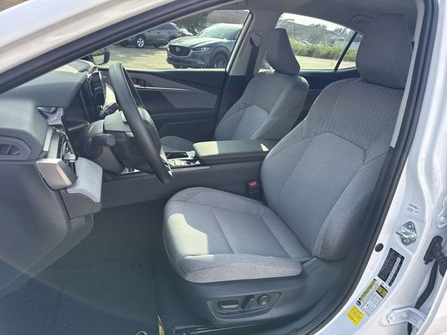 Thumbnail: 2026 Toyota Camry - 12