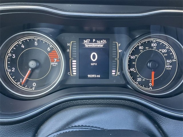 Thumbnail: 2021 Jeep Cherokee - 25