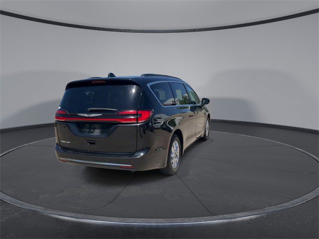 2022 Chrysler Pacifica Touring 8