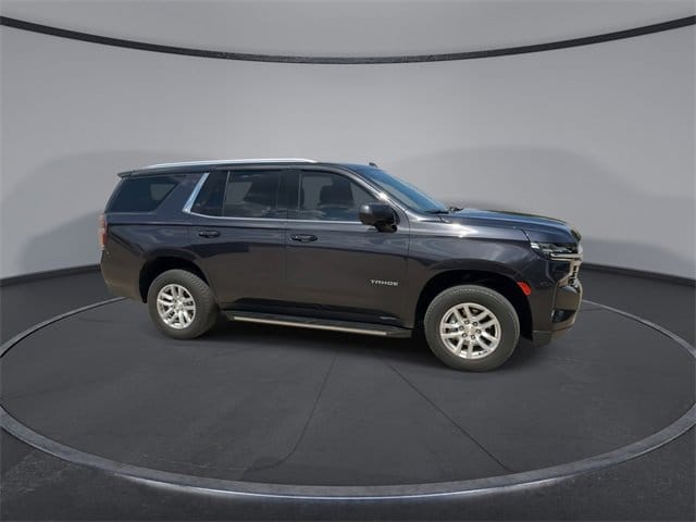 Thumbnail: 2022 Chevrolet Tahoe - 9