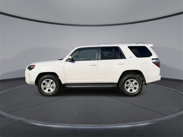 Thumbnail: 2016 Toyota 4Runner - 5