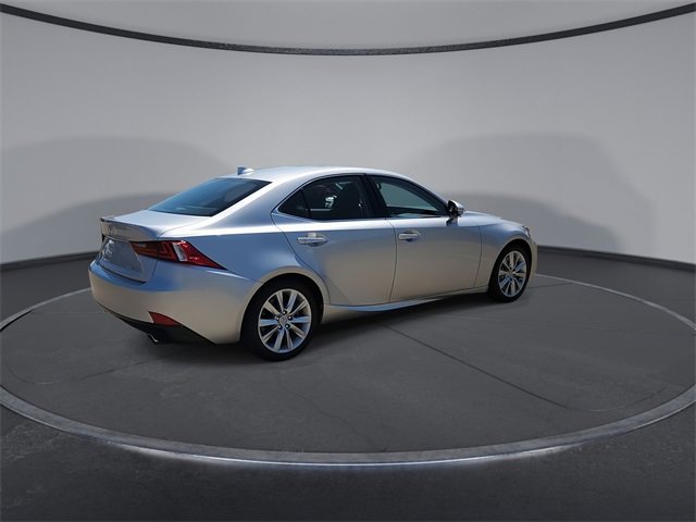 Thumbnail: 2016 Lexus IS - 4