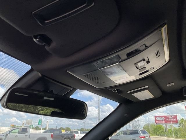 Thumbnail: 2023 Lexus UX - 26