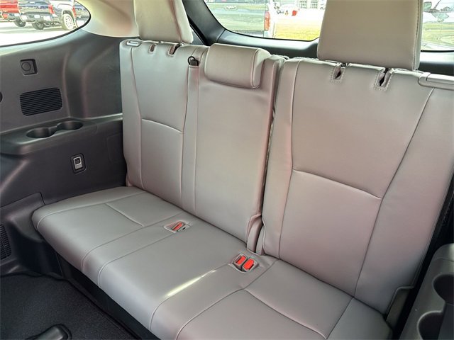 Thumbnail: 2026 Toyota Highlander - 16