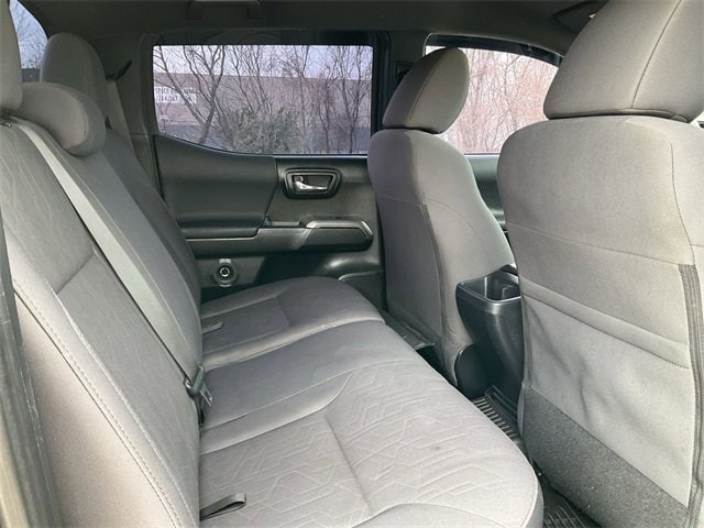 Thumbnail: 2019 Toyota Tacoma - 16