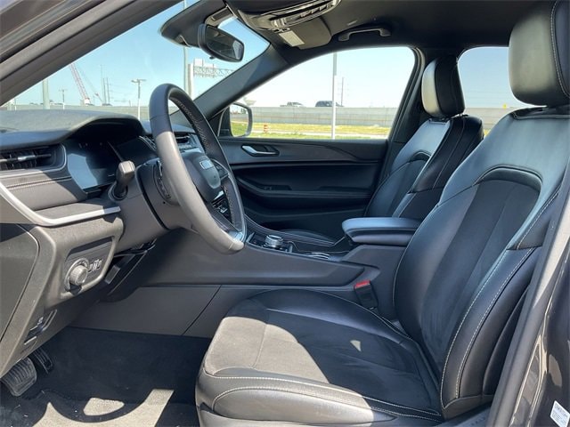 Thumbnail: 2024 Jeep Grand Cherokee L - 12