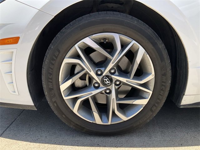 Thumbnail: 2023 Hyundai Sonata - 11
